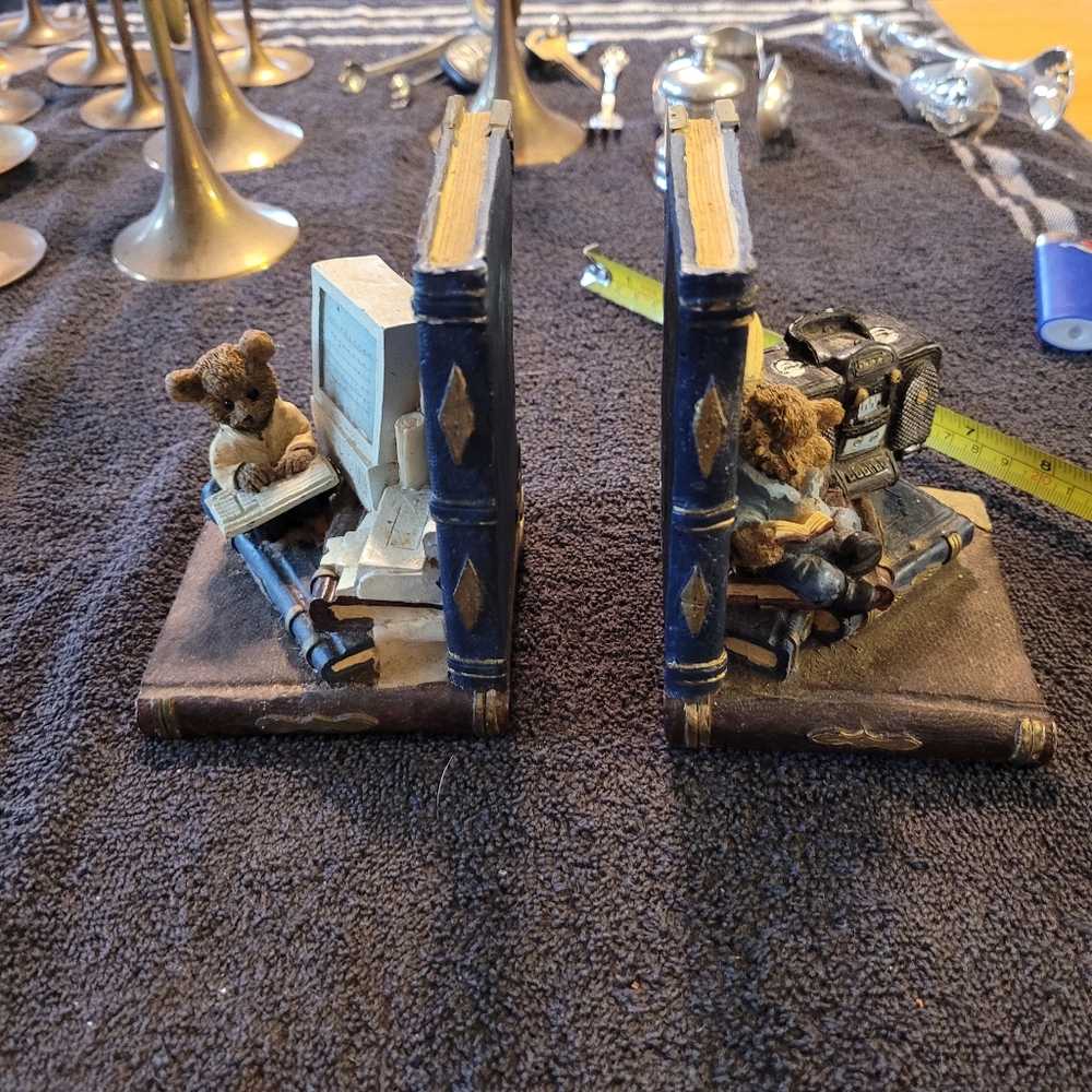 Book ends - Picture 11 of 11